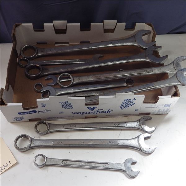 Lot of open and box end wrenches