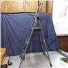 Image 2 : Cosco Three Step stepladder