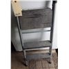 Image 7 : Cosco Three Step stepladder