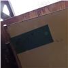 Image 3 : Wood wall shelf and track lights