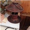 Image 3 : various decorative birdhouses