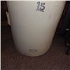 Image 2 : 15 gallon medalta crock - is cracked