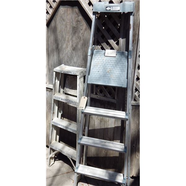 Lot of Two step ladders