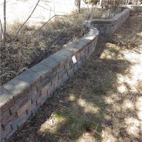 Antique brown stack stone. Approx 40’ long, not glued, dry stacked. Total bricks approx 412