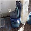 Image 1 : Plastic storage tubs