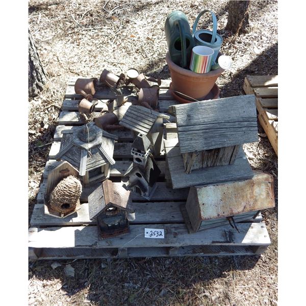 pallet with mostly bird  houses