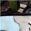 Image 6 : pallet of assorted garden décor items