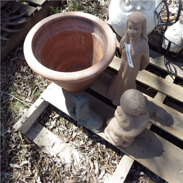 clay flower Pot and small statuettes