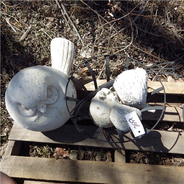 Bird yard  ornaments