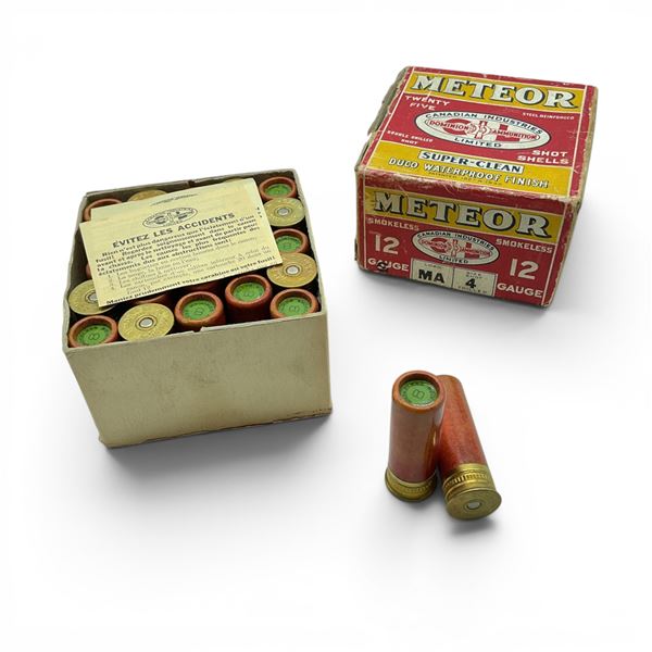 Meteor CIL 12 Ga #8 Ammunition 25 Rounds, 2 Pc Box