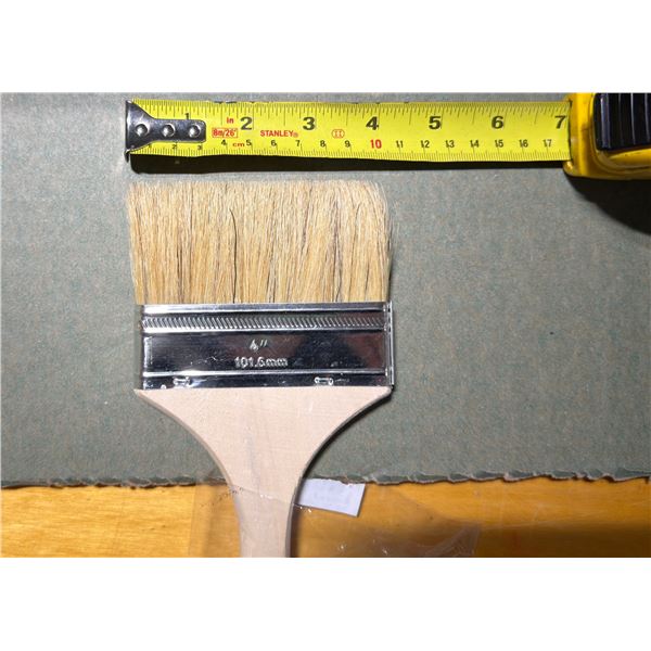 PINCEAU 4"
