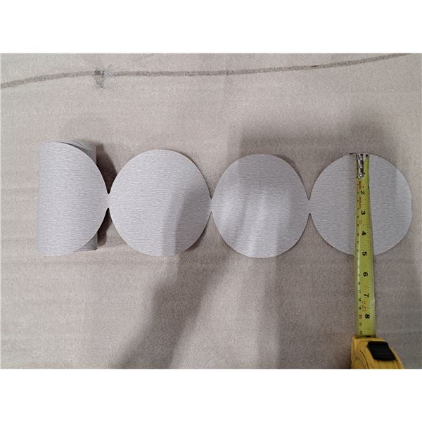 ROULEAU NORTON DE 100pcs DISQUES À SABLER AUTOCOLLANTS 5" gr:P500