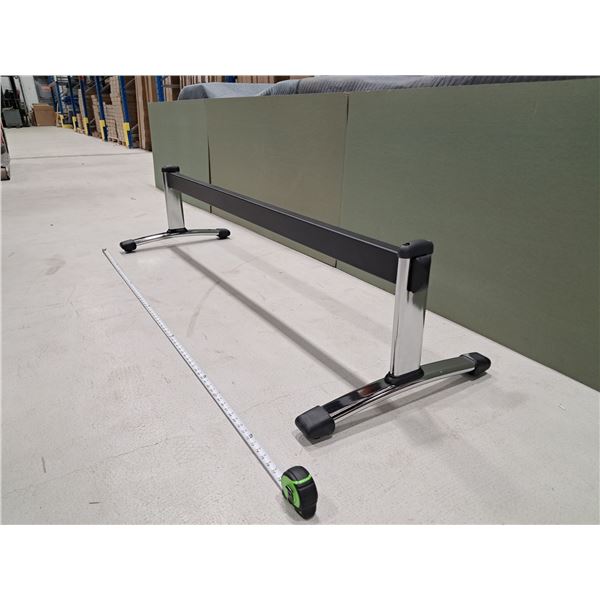 BASE DE POUTRE POUR 3 SIÈGES 74"x24"x16"