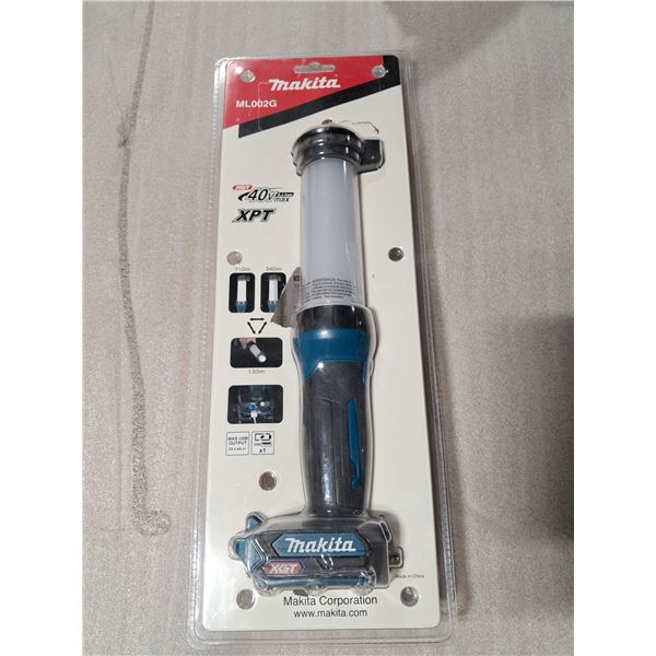 LAMPE SANS FIL MAKITA (SANS BATTERIE NI CHARGEUR) #ML002G