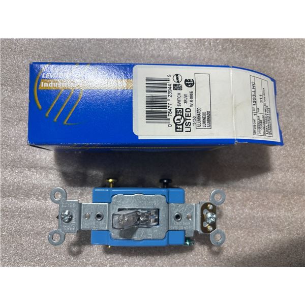 INTERRUPTEUR LEVITRON 15A 120V / 277V