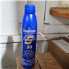 Image 1 : BOÎTE DE 12 ÉCRANS SOLAIRES EN AÉROSOL COPPERTONE FPS 30 222 ml