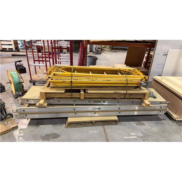 MOBILE SCAFFOLDING SET (YELLOW) WITH (5) REYNOLDS 117" WORK PLATFORMS