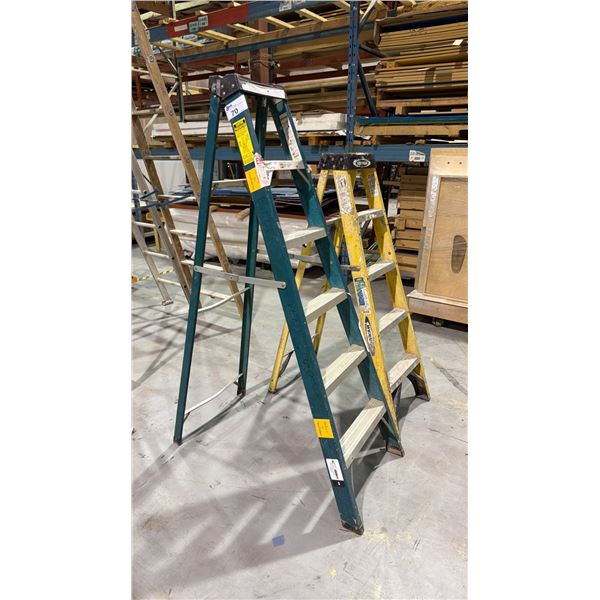 2 FIBERGLASS & ALUMINIUM STEP LADDERS - GREEN SHOP PRO 6FT AND YELLOW WERNER 5FT
