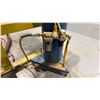 Image 4 : JIB CRANE WITH PNEUMATIC SUCTION SHEET MATERIAL MOVER - 300 LBS. CAPACITY