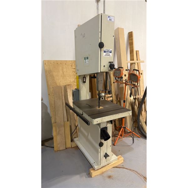 SCMI MODEL SP-600 INDUSTRIAL VERTICAL BAND SAW