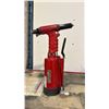 Image 2 : 2 PNEUMATIC RIVETERS