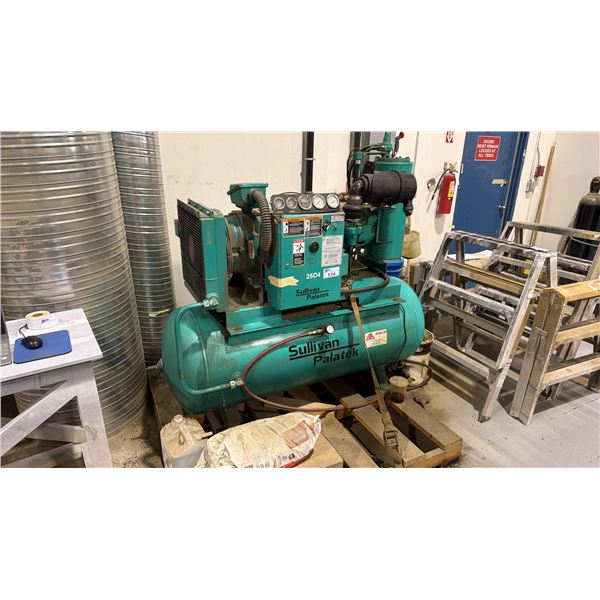 SULLIVAN PALATEK MODEL 25D4 HORIZONTAL INDUSTRIAL PHASE 3 AIR COMPRESSOR 200PSI/120 GALLON