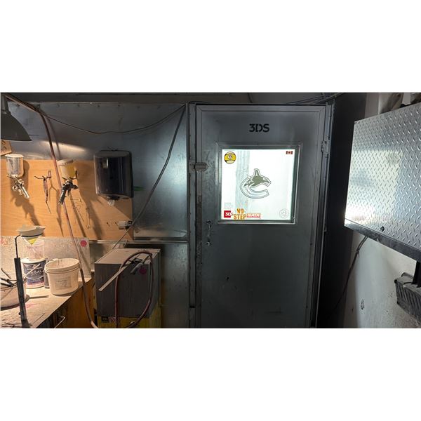 PROFESSIONAL INDUSTRIAL PAINT BOOTH - APPROX. 26FT X 14FT X 9FT HIGH