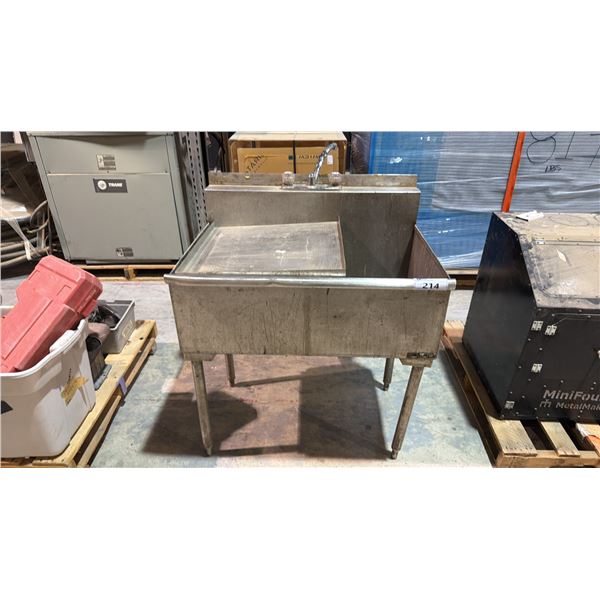 STAINLESS STEEL COMMERCIAL DOUBLE SINK AND SMALL WALL MOUNT SHELF