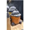 Image 5 : GROUP OF (4) ASSORTED SHOP VACUUMS AND BOX OF ACCESSORIES