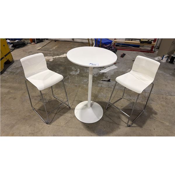 SMALL ROUND WHITE BAR HEIGHT TABLE WITH 2 CHAIRS