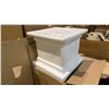 Image 3 : PALLET OF DECORATIVE ITEMS - PEDESTAL METAL BOWLS, SMALL PLANT PEDESTALS, GLASS VASES AND MORE