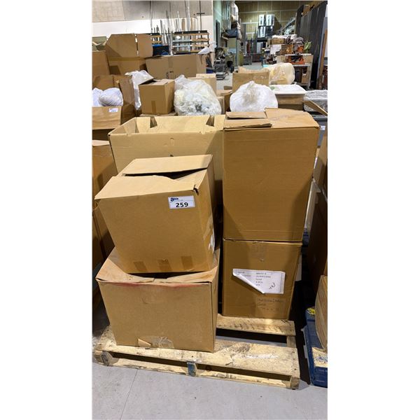 PALLET OF DECORATIVE ITEMS - MINI GLOBES, CANDLE BOXES, HANGING BRASS PATIO LANTERNS AND MORE