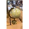 Image 4 : PALLET OF DECORATIVE ITEMS - MINI GLOBES, CANDLE BOXES, HANGING BRASS PATIO LANTERNS AND MORE