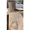 Image 5 : PALLET OF ASSORTED DECORATIVE GLASSWARE