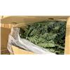 Image 4 : PALLET OF ASSORTED ARTIFICIAL FEATHERS, FLOWERS, PLANTS AND GRASS