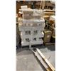 Image 3 : PALLET OF ASSORTED BEADED CURTAINS AND BEADED HANGING CHANDELIERS