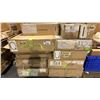Image 4 : PALLET OF ASSORTED CAPITAL LETTERS LIGHT UP SIGNAGE WITH SEVERAL BOXES OF BULBS