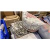 Image 3 : PALLET WITH DISASSEMBLED OFFICE DESK, BOX OF ELECTRICAL AND MISCELLANEOUS ITEMS