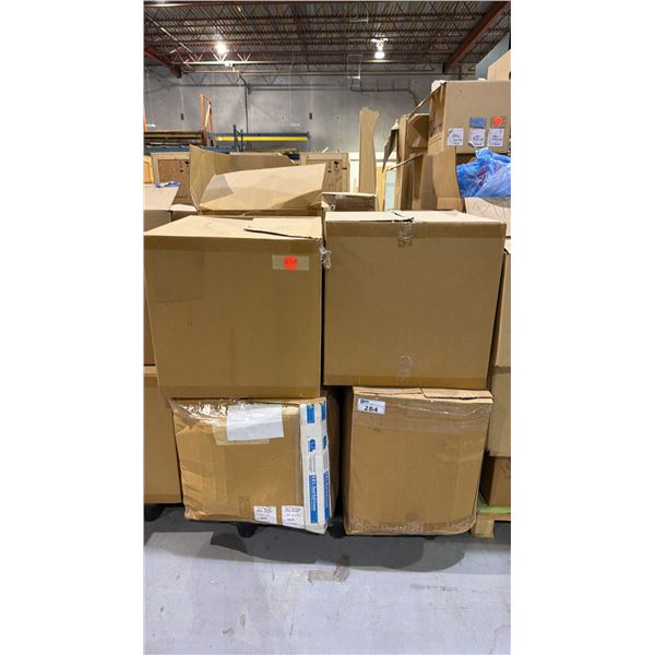 PALLET OF ASSORTED PILLOWS