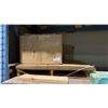 Image 5 : LARGE GREIF EASYPOUR AND LARGE QUANTITY OF ASSORTED WOOD