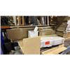 Image 3 : ASSORTED LAMINATE FLOORING AND MISCELLANEOUS ITEMS