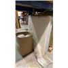 Image 3 : 3 PALLET SHELVES OF MISCELLANEOUS ITEMS