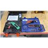 Image 1 : GROUP OF 3 SPECIALTY TOOLS - CUSTOM COLOR PUNCH KIT, WISS HAND PRESS AND DEVANDY