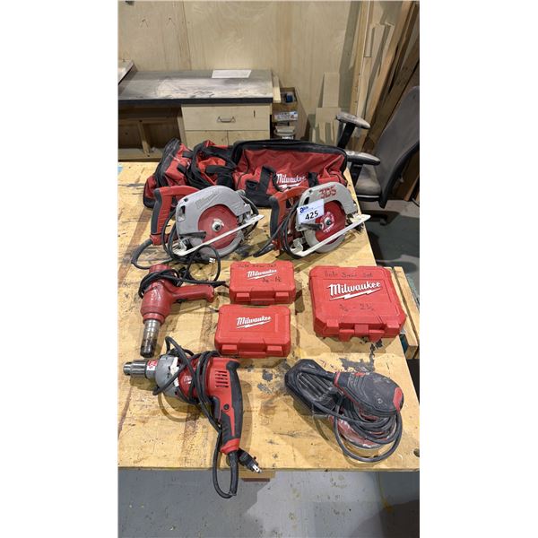 GROUP OF (5) MILWAUKEE POWER TOOLS & 3 HOLE SAW SETS - 2 CIRCULAR SAWS, ORBITAL SANDER, DRILL AND