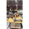 Image 1 : HYDRAULIC GARAGE JACK, BRAIDED CABLE COME-A-LONG HOIST AND ROLLER STAND