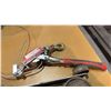 Image 2 : HYDRAULIC GARAGE JACK, BRAIDED CABLE COME-A-LONG HOIST AND ROLLER STAND