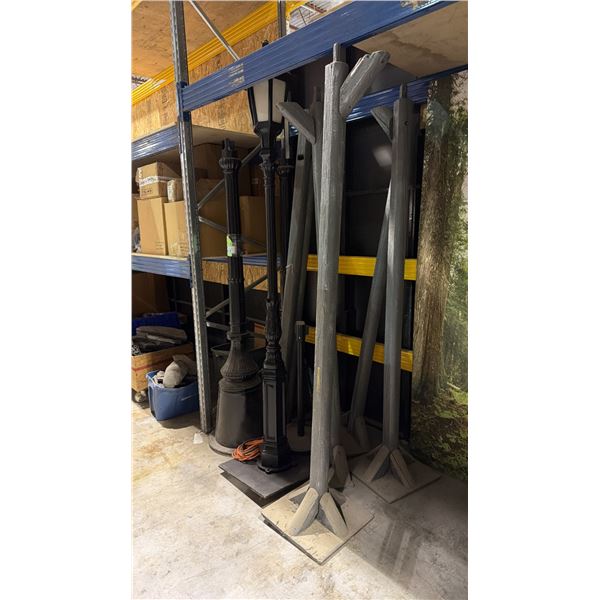 3 BLACK LAMP POSTS (ONLY 1 LIGHT) AND 6 WOODEN PUT TOGETHER POST STRUCTURE
