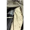 Image 3 : LARGE CANVAS WITH ALUMINIUM FRAME POP UP TENT WITH STORAGE BAG