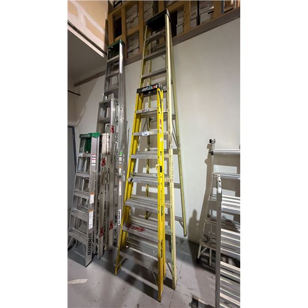 FEATHERLITE (YELLOW) 12FT FIBERGLASS & ALUMINIUM STEP LADDER AND ROCK RIVER (YELLOW)