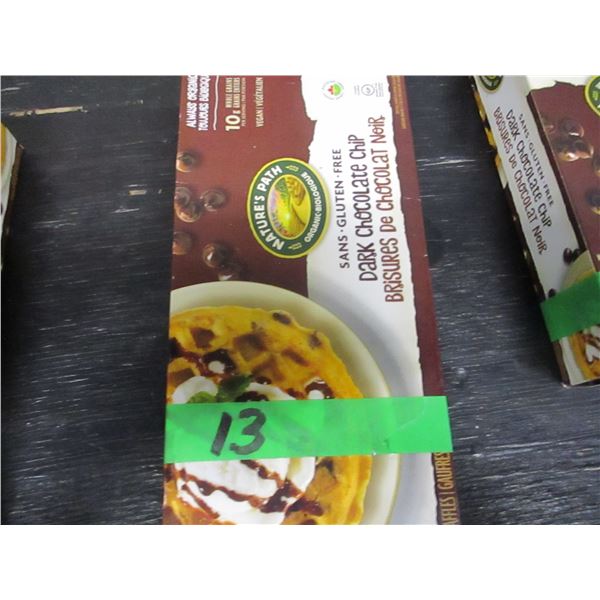 FROZEN:  DARK CHOCOLATE CHIP WAFFLES (210 G) - BOX
